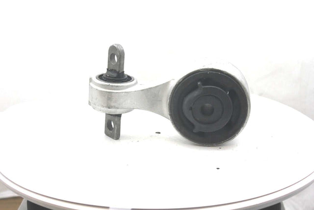 A65043 Torque Strut